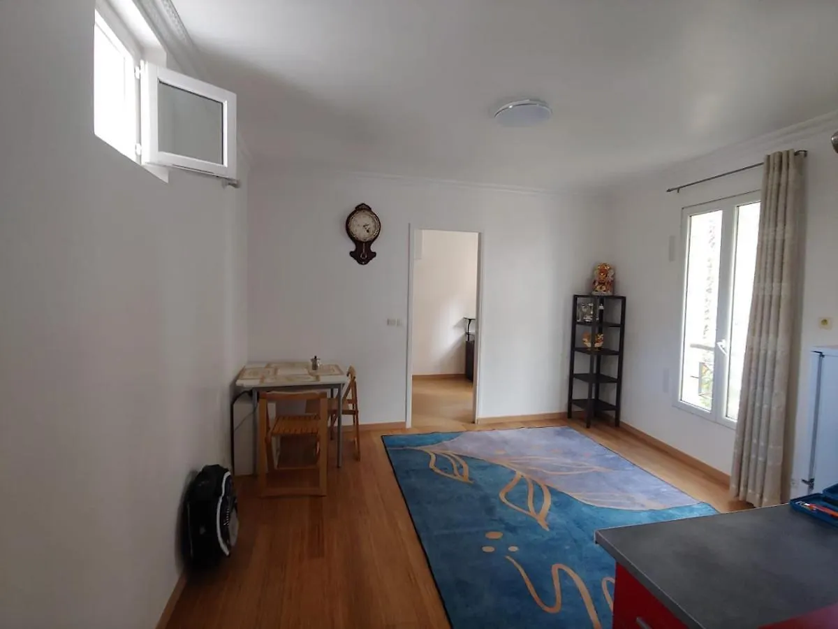 Paris Apartment Airbnb